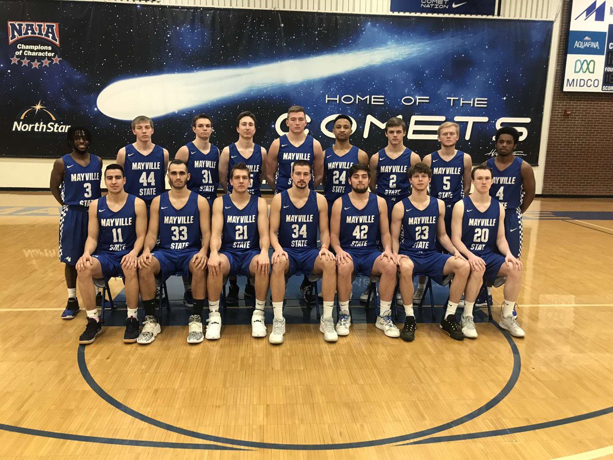 thomasgieske23's tweet photo. Ring Season #3peat #freshmancampaign https://t.co/qNcynhlDi1