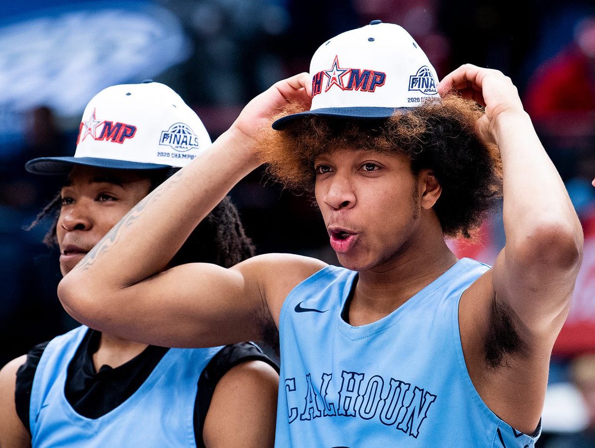 jddavison10's tweet photo. MAMA IM A STATE CHAMPION 🤞💍 https://t.co/nWo8Op7uDS