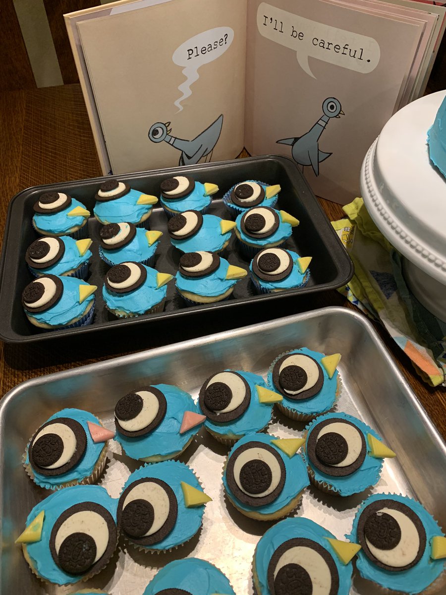 mrsschmidtabc's tweet photo. The birthday girl requested a @The_Pigeon  party, so we did our best to treat her. https://t.co/16yVdG5fsU