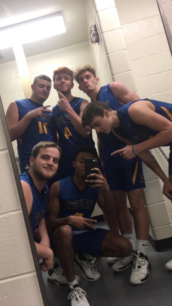 sam_mingus9's tweet photo. Can’t believe we are done 😢 https://t.co/Ddi5zodyYP