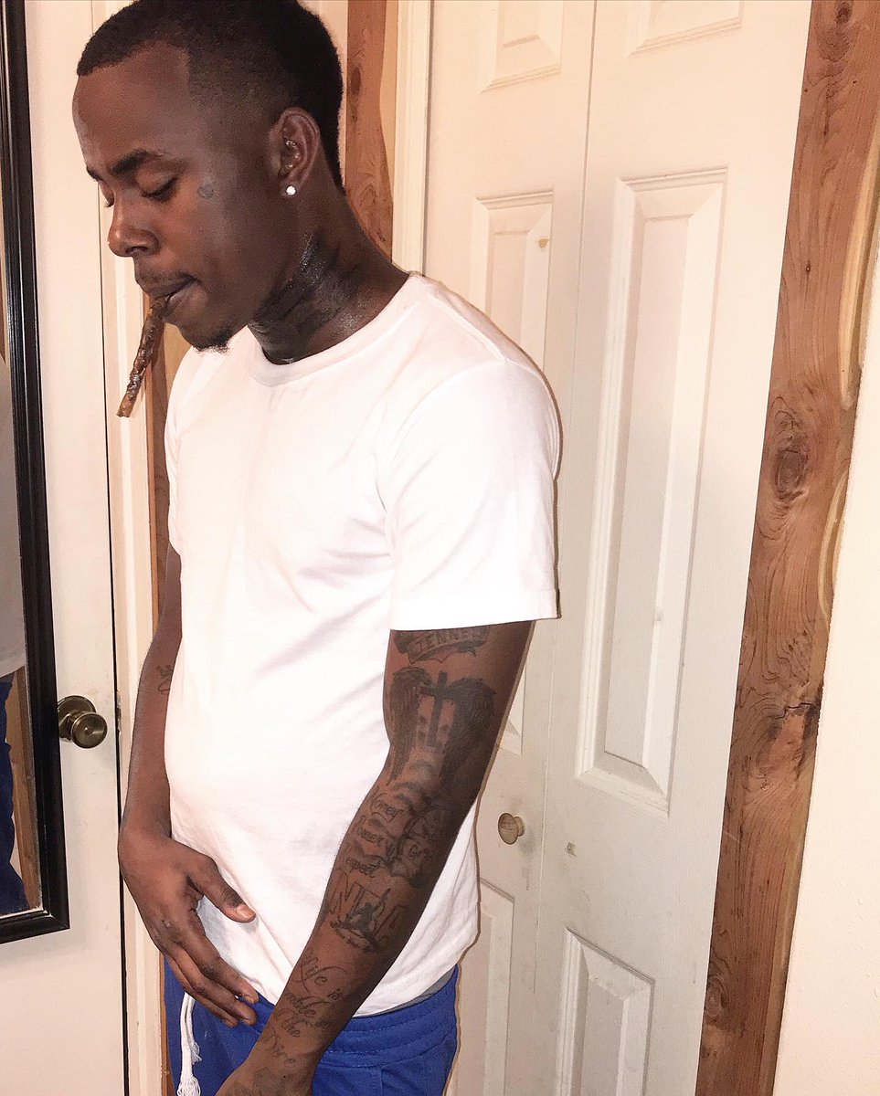 Pooh4K's tweet photo. #FreeDaGuyzzz #GipSoldiers❤️‼️💂🏾 ~pxlx https://t.co/vwByOuvzEk