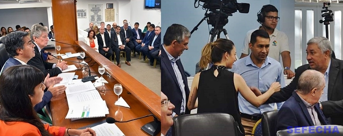 SEFECHA1's tweet photo. SEFECHA siguiendo el mensaje del Gobernador Capitanich, apertura se Sesiones Ordinarias, el Presidente de SEFECHA, @Saul13416249  presente en el recinto recinto de la Cámara de Diputados del Chaco acompañando y siguiendo el mensaje del Gobernador de la Provincia @jmcapitanich https://t.co/UKH4Bq4AM5