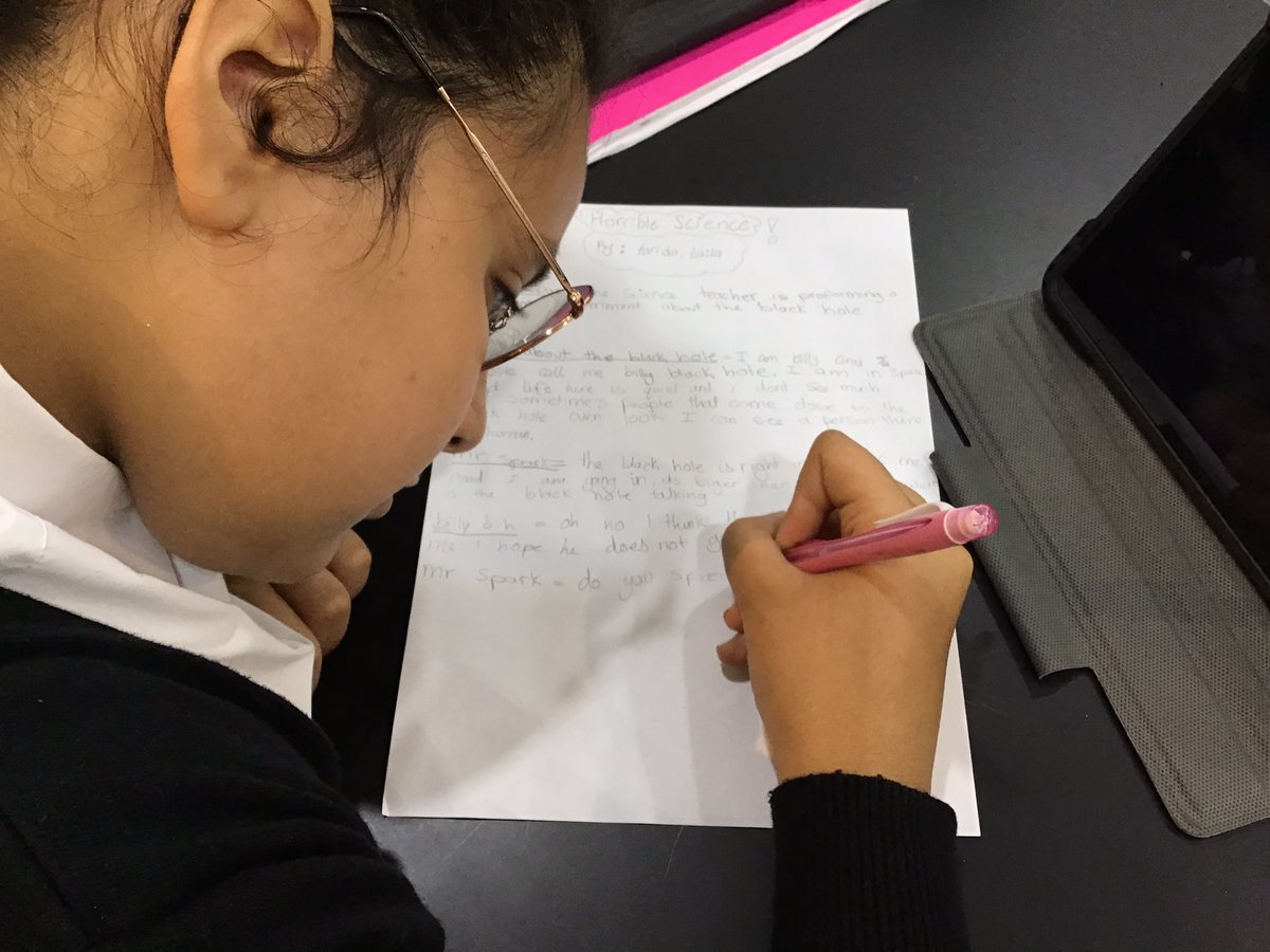 ReptonADScience's tweet photo. Our Horrible Science style texts are really starting to take shape! @ReptonADSenior @ReptonADEnglish #RADLanguagesWeek #RADCreativity #RADCollaboration #RADFun https://t.co/zgtoj5Z3Gb