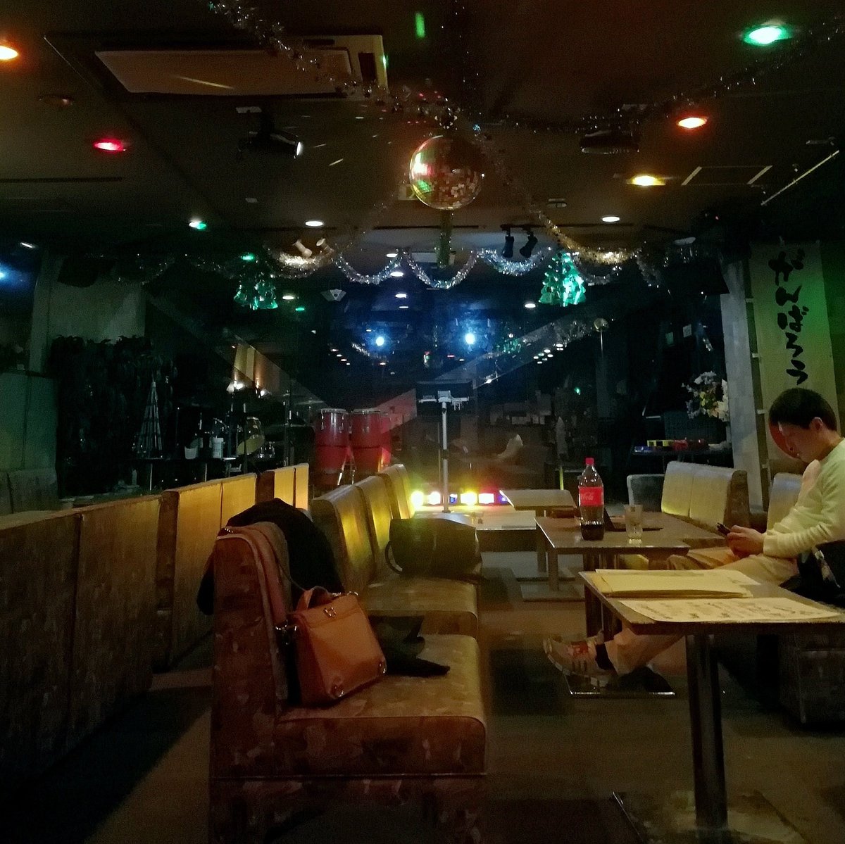 newstarTTK's tweet image. 18:00 OPEN
0:00 CLOSE (L.O 23:30)
※夜カラオケのシステム

戸塚駅東口 約10分
イベントハウス「ニュースター」と申します！😊

✴雰囲気 "あの頃のまま"
✴どっちを選んでもお得なシステム
✴カラオケ歌い放題
◆3月は私(Rio)の誕生日月◀これが一番大事

3/1 OPENしました
よろしくお願い致します