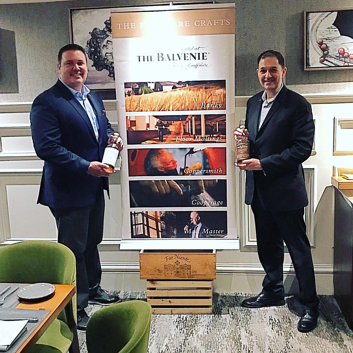 Blue Morel tweet media