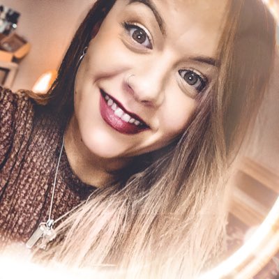 PippaLacey's tweet photo. #NewProfilePic https://t.co/LFbqQDZllY