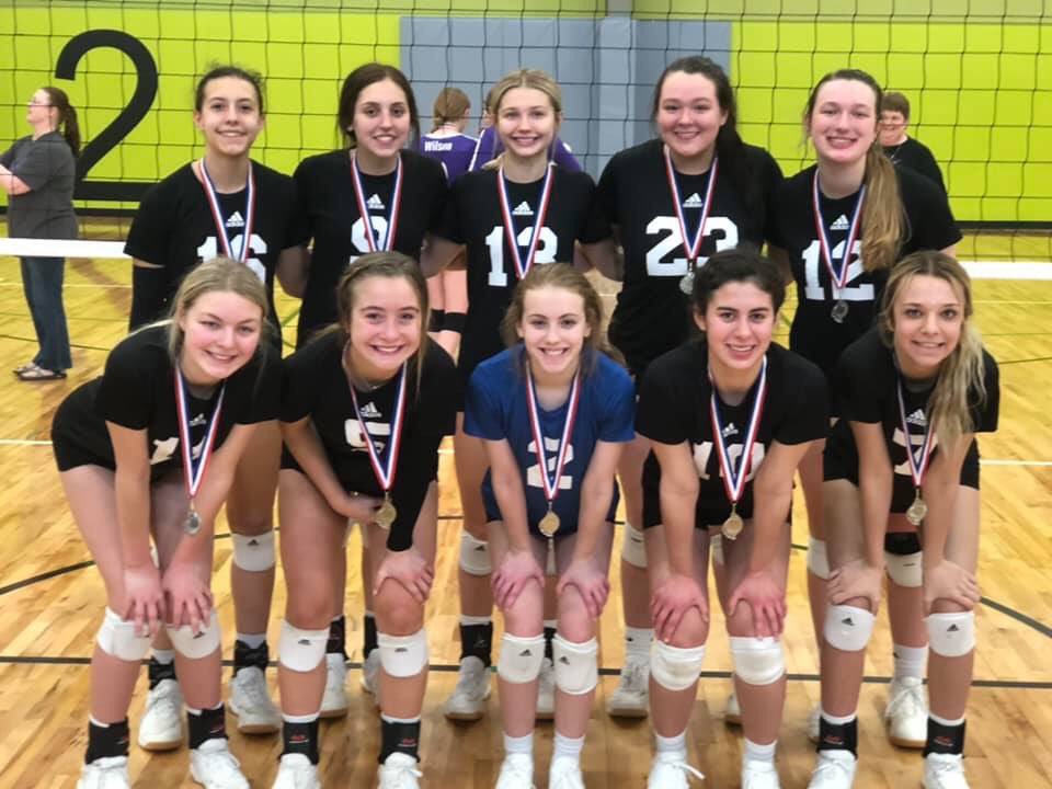 FightClubVB's tweet photo. From Coach Zandler:

10-2 on the day taking 2nd out of 16 teams in Border Wars! 102 wins for the year against 22 losses!!! Whew what a season!!
Fightclubworkin’
#fightclubvb #awesome #proud https://t.co/Uef2T3CJWz
