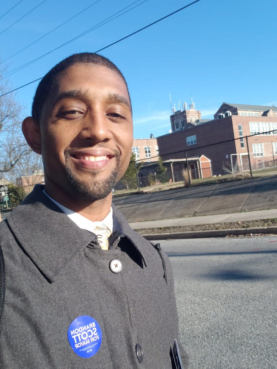 MayorBMScott's tweet photo. Just a few pics of some of our door knockers from today! #anewayforward https://t.co/NB65pPBbVE