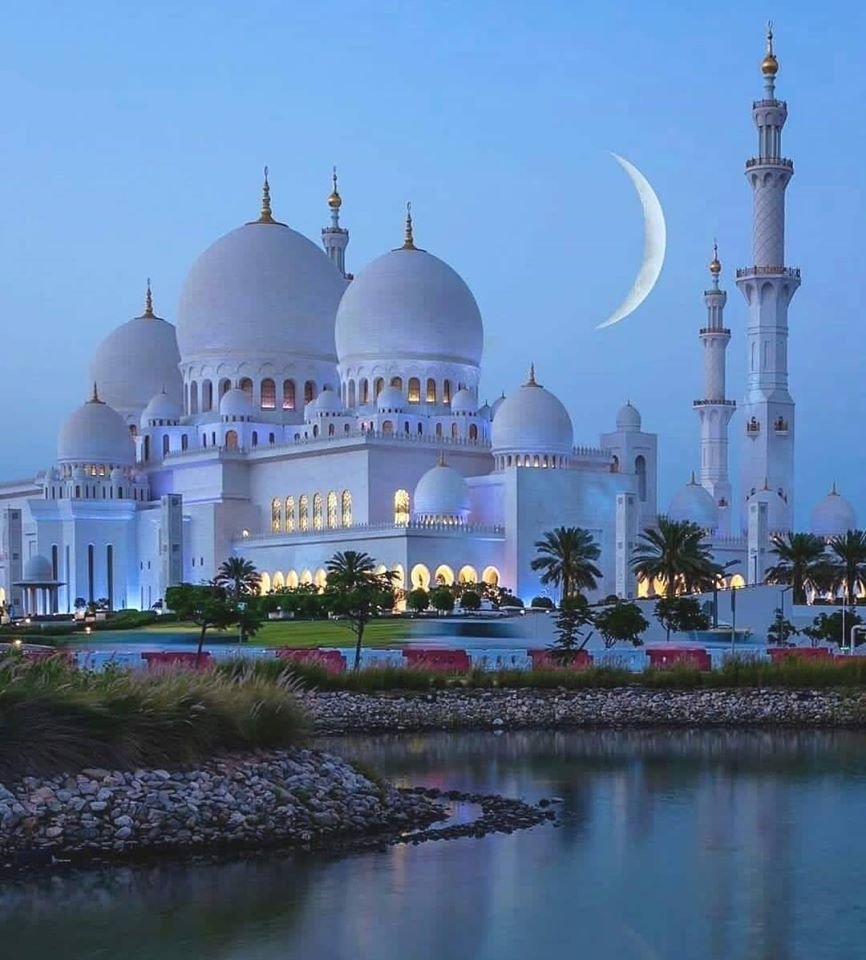 World Pictures 🌎

Sheikh Zayed Mosque, AbuDhabi UAE

📷 by: @abdullalbuqaish [IG]

Mezquita Sheikh Zayed, AbuDhabi Emiratos Árabes Unidos