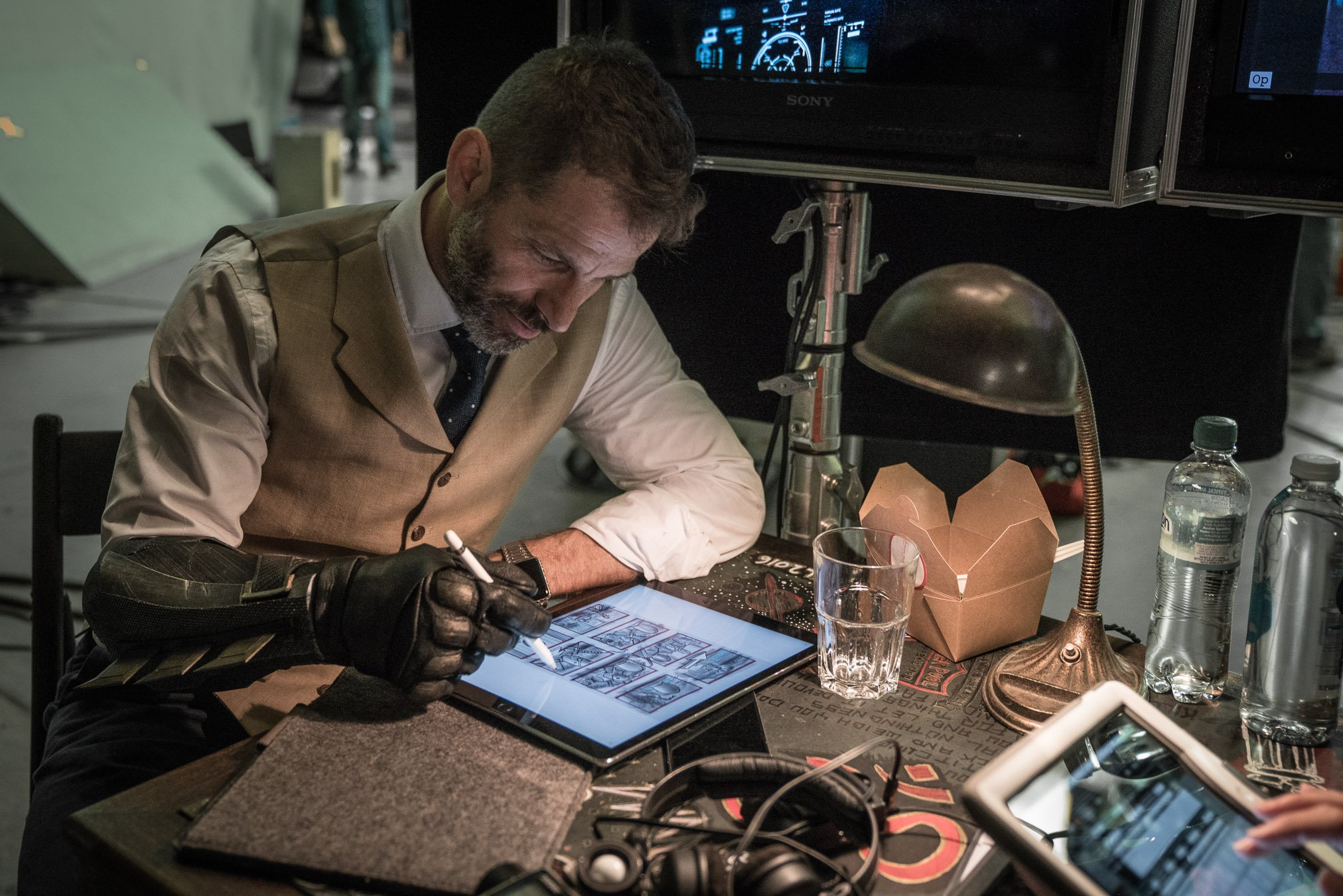 Happy birthday Zack Snyder and please release the Snyder cuts 
