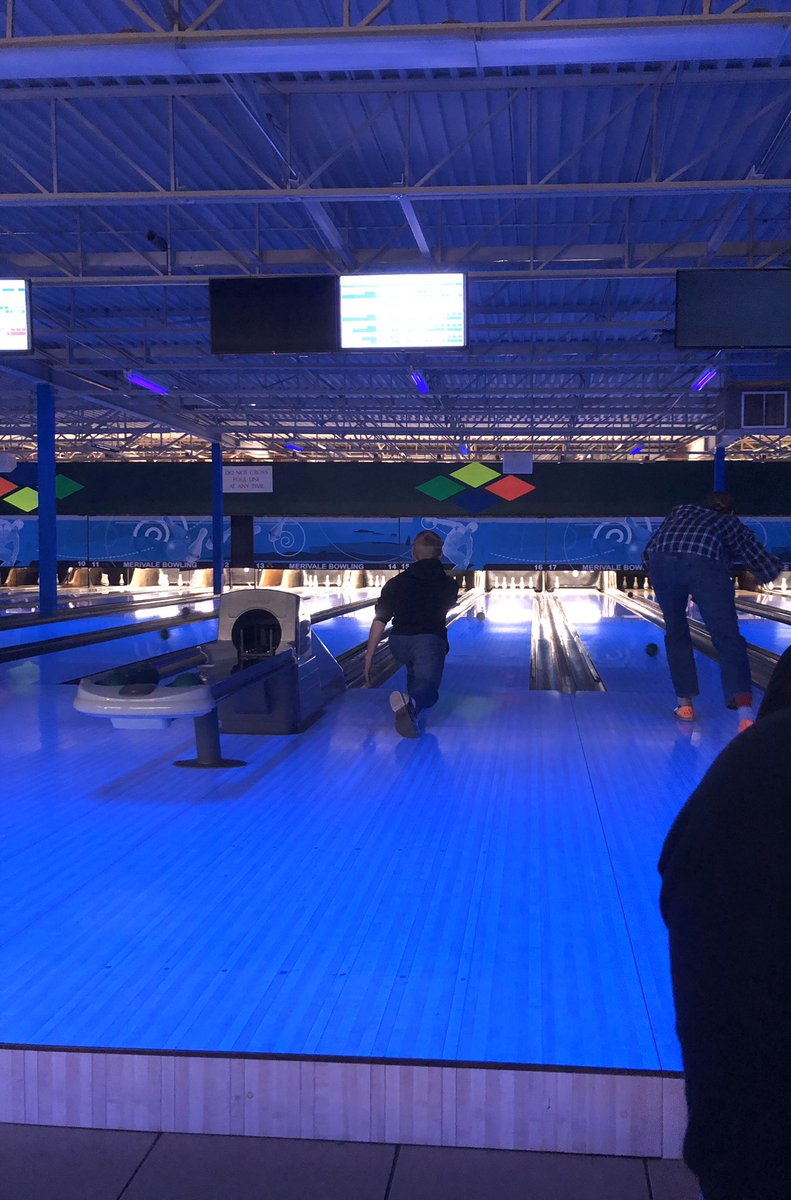carleton_jf's tweet photo. For February’s social we went bowling! Lots of gutter balls and lots strikes. There was 9 people out this month, hope to see more out next month! @JuniorFarmers #proudjfer https://t.co/YzYiWfxSvv