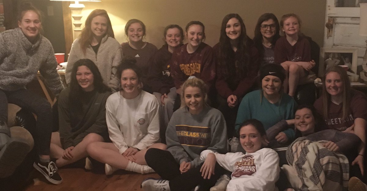 Softball team night fun- looking forward to a great season! GoGardenGo 🥎 
#nevermealwayswe