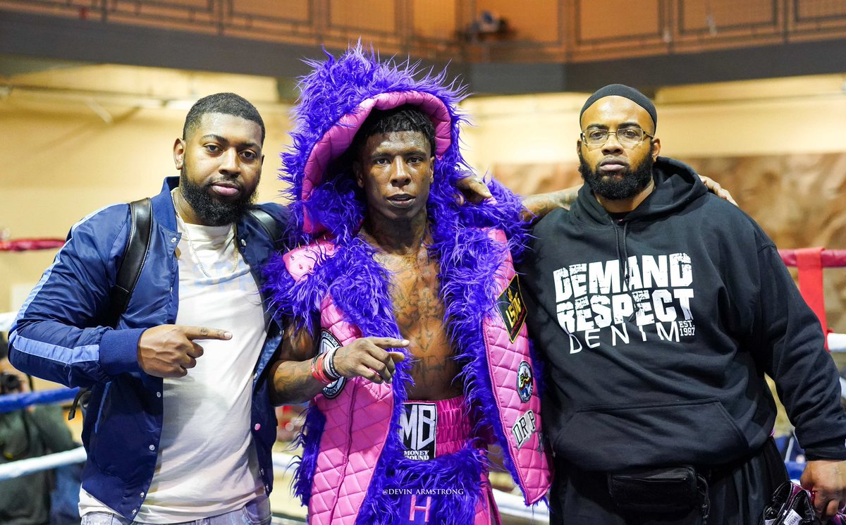 lsmgllc's tweet image. Last Supper Music Group (LSMG) is more than a record label 🙌🏾 Proud to be an official sponsor to @maybaxh_hot aka #HotRod 🥊 Here are some shots from the fight last night!!!! #Boxing #AtlantaBoxing #ATL #LSMG