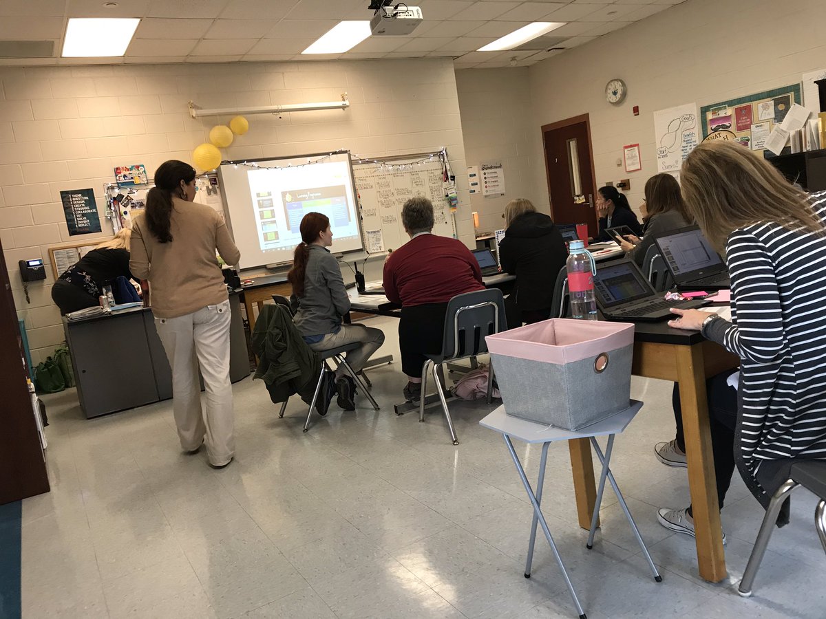 leigh_nan's tweet photo. Personalized Learning PD on early dismissal at DIS!
#personalpathways #DISproud https://t.co/SNTBlHPjdw