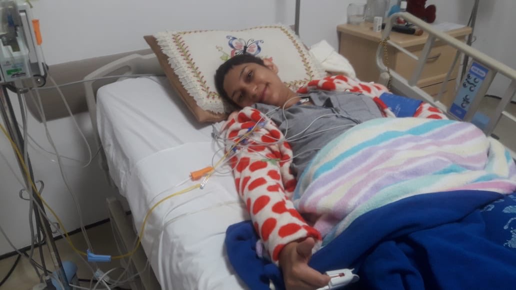 paulinaleoncont's tweet photo. Amigos estoy en Solca .
Necesito de una medicina llamada Nivolumab cuesta $2.400 no la venden aquí en Ecuador la encuentro en Turkia todo granito de arena es válido no importa  El valor todo cuenta . Dios les Multiplique 🙏🏻💓💫🥺 https://t.co/WFdkPu7jCF