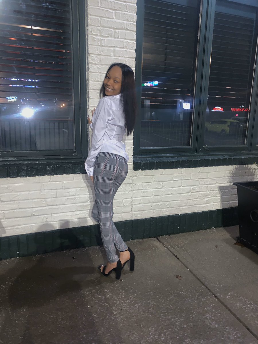 iamarilashae's tweet photo. heaven sent, she ain’t nothin’ like them girls I met🖤 #happyeighteenth https://t.co/WtkcWJ2peW