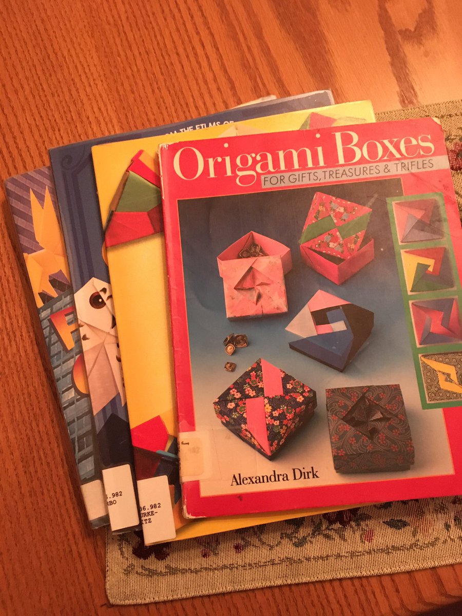 Ruth4170's tweet photo. Day 15: I didn’t do any folding today but I went to the public library and got some origami books for next week. I love my Salina Public Library! #digme406 https://t.co/lMroLAFuOk