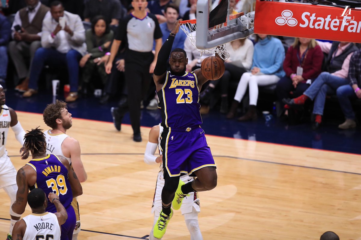 Lakers's tweet photo. Let’s work 👑 #LakeShow https://t.co/rqPdub2oKL