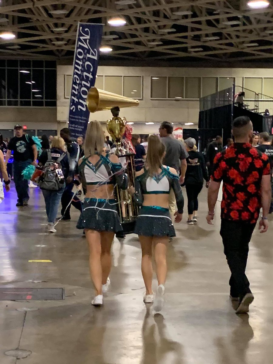 TaylorNew01's tweet photo. Last one Best one #reckem Thank you @NCAupdates for the amazing weekend 💜 https://t.co/nOUhRFzYfo