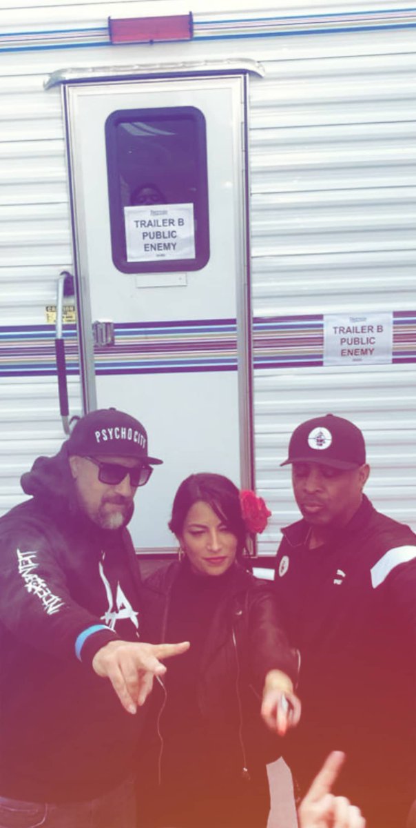 anatijoux's tweet image. 