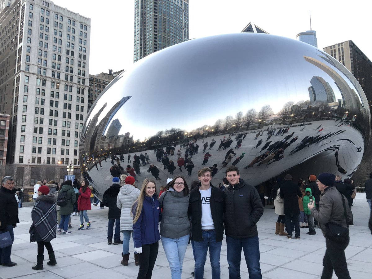 MarionHSStuCo's tweet photo. Four of our students attended the annual LEAD conference in Chicago this weekend. They met many people from across the world while becoming better leaders! #leadchi https://t.co/Q6JOdWtlKg