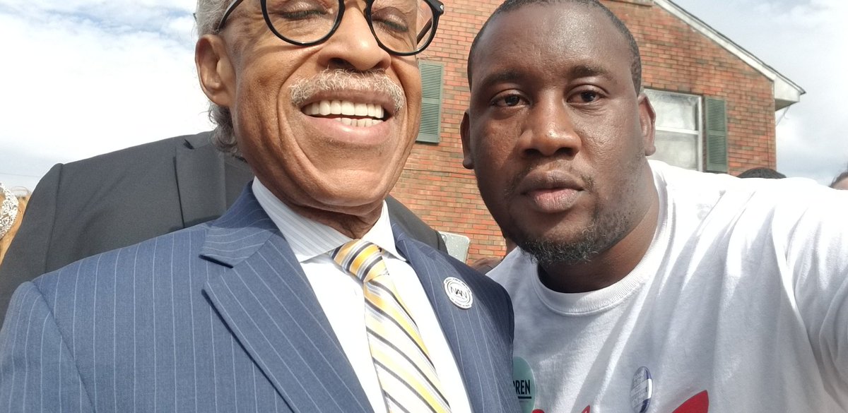 AlioubahMoDeL's tweet photo. #IVLP2020, Commémoration de la tragédie du pont de Selma à Alabama 
___________
Ce dimanche 01/03/2020, aux côtés de Jesse Jackson, John Lewis, Al Sharpton et d'autres grandes icônes du mouvement des droits civiques aux États-Unis et la lutte contre le racisme dans le monde. https://t.co/TdATJUGAWt