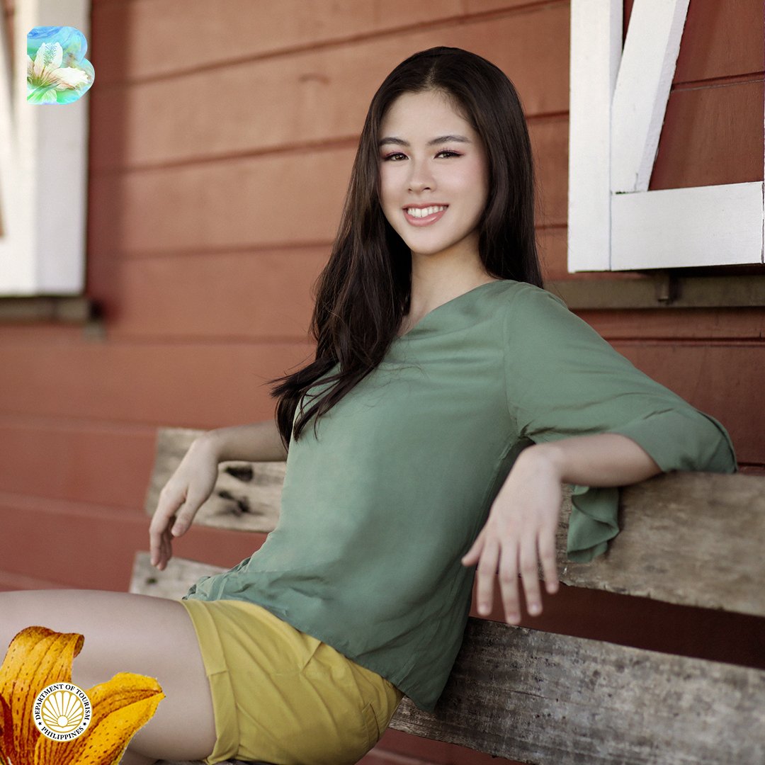 benchtm's tweet photo. Sit pretty, look pretty 🌷 @kissesdelavin 
https://t.co/OmVlM8hYFn to shop.  #BENCHEveryday #BENCHSummer2020 #LoveLegazpiLoveLocal #ItsMoreFunInthePhilippines https://t.co/9mKJssdgCf