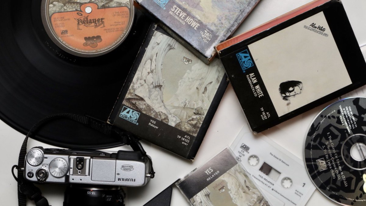 GottliebBros's tweet photo. 52 Days until @yesofficial launch the #Relayer2020 Album Series Tour! #BestBandEver Can’t wait to photograph it with a @FujifilmX_US Maybe an #XPro3? https://t.co/8OukfxIc8z