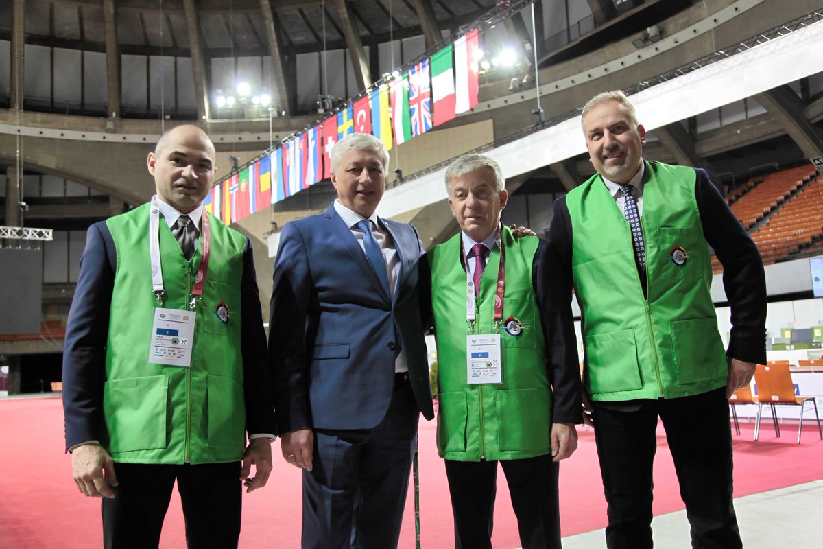 echwroclaw2020's tweet photo. Great thanks to the entire Organization Committee. 🙏🏻

❤️ All the people working in the Accreditation Office and above all to Joanna Karasewicz, Competition Manager, Paweł Porwisiak Transport Manager and Anna Jarosińska Accommodation Manager. https://t.co/lbS9cBqADH