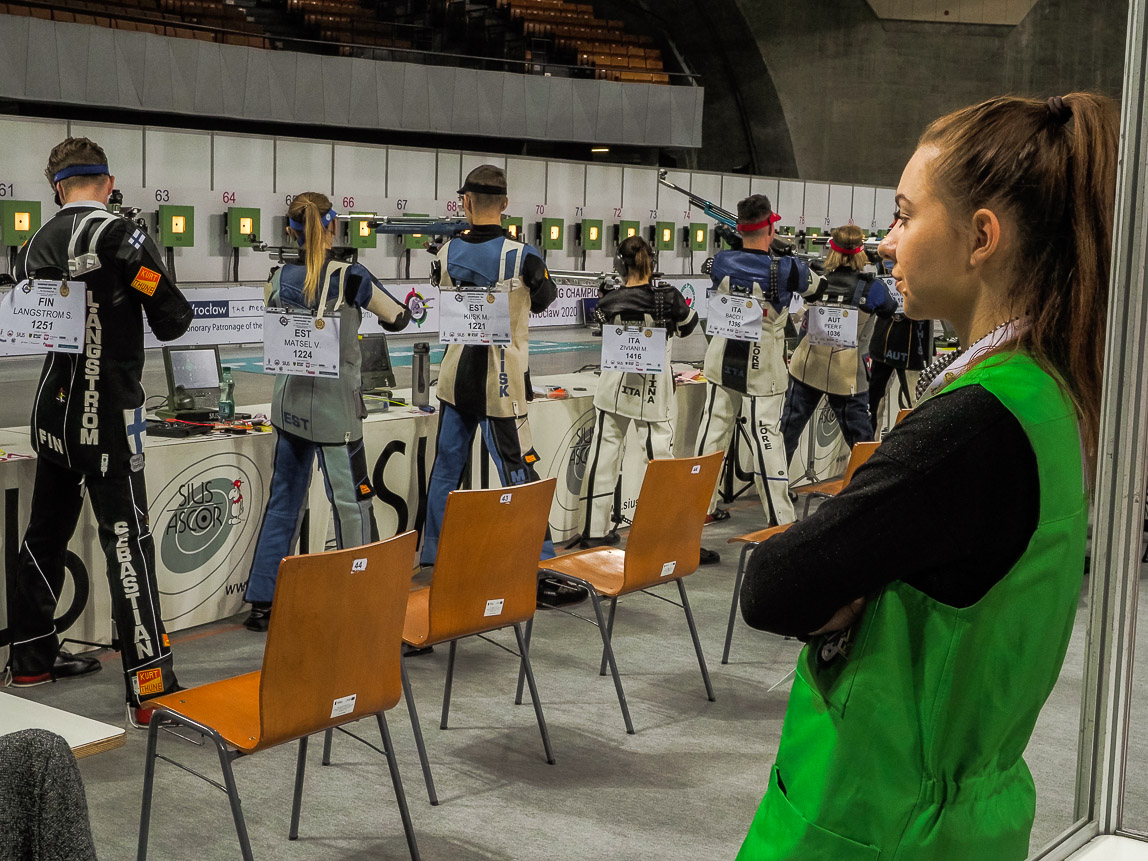 echwroclaw2020's tweet photo. Great thanks to the entire Organization Committee. 🙏🏻

❤️ All the people working in the Accreditation Office and above all to Joanna Karasewicz, Competition Manager, Paweł Porwisiak Transport Manager and Anna Jarosińska Accommodation Manager. https://t.co/lbS9cBqADH