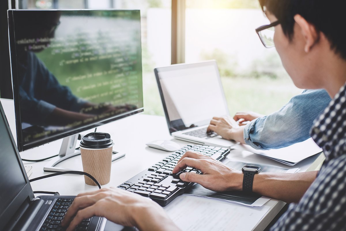 It's officially spring 🌻 and the flowers are not the only thing blooming, we have a fantastic range of #MondayMotivation opportunities coming your way. 

First up, check out this Systems Developer #internship with Energise Me 👉 bit.ly/2vrGVR9