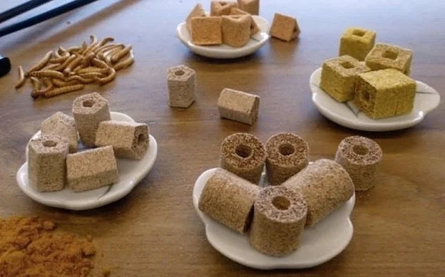 Stampar3D's tweet image. These “Meal Cubes” 😋😋were printed on a 3D printer that combines powdered proteins, carbohydrates and sugars to create edible food products.

#3dprinting  #Stampar3d #3dprinted  #foodforthought #3dprintedfood #3dprintedsnacks #nigeria  #monday #mondaymotivation #balancedlife