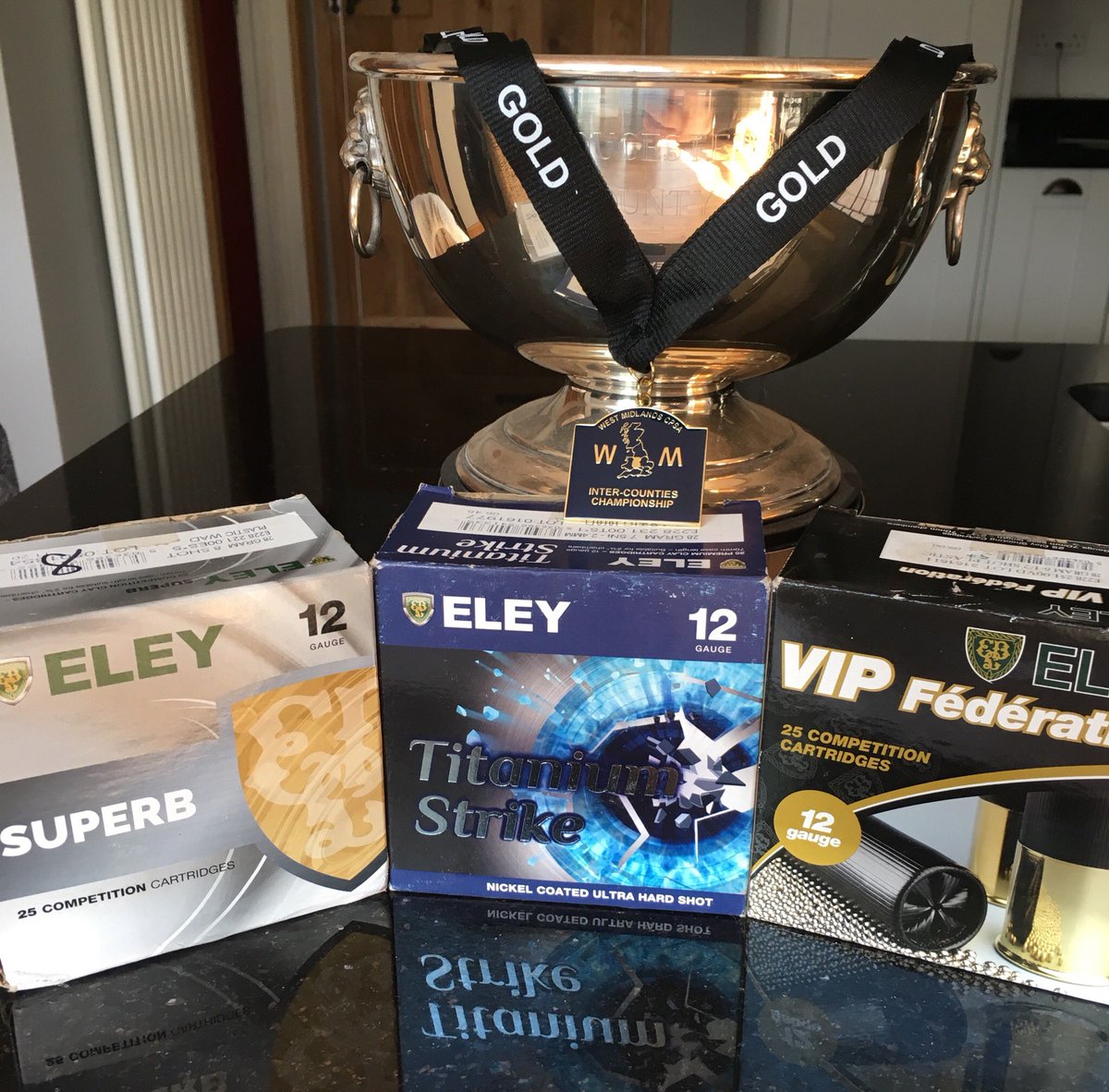 Porks2209's tweet photo. Great to start the 2020 season of with captaining a pleasing team Gold for Gloucestershire in the West Midlands Intercounties FITASC championship, big thanks @EleyHawk for great cartridges &amp; getting more impressed with the new Titaniums out the @krieghoffguns k80 👌 https://t.co/eyFyjqM2eX