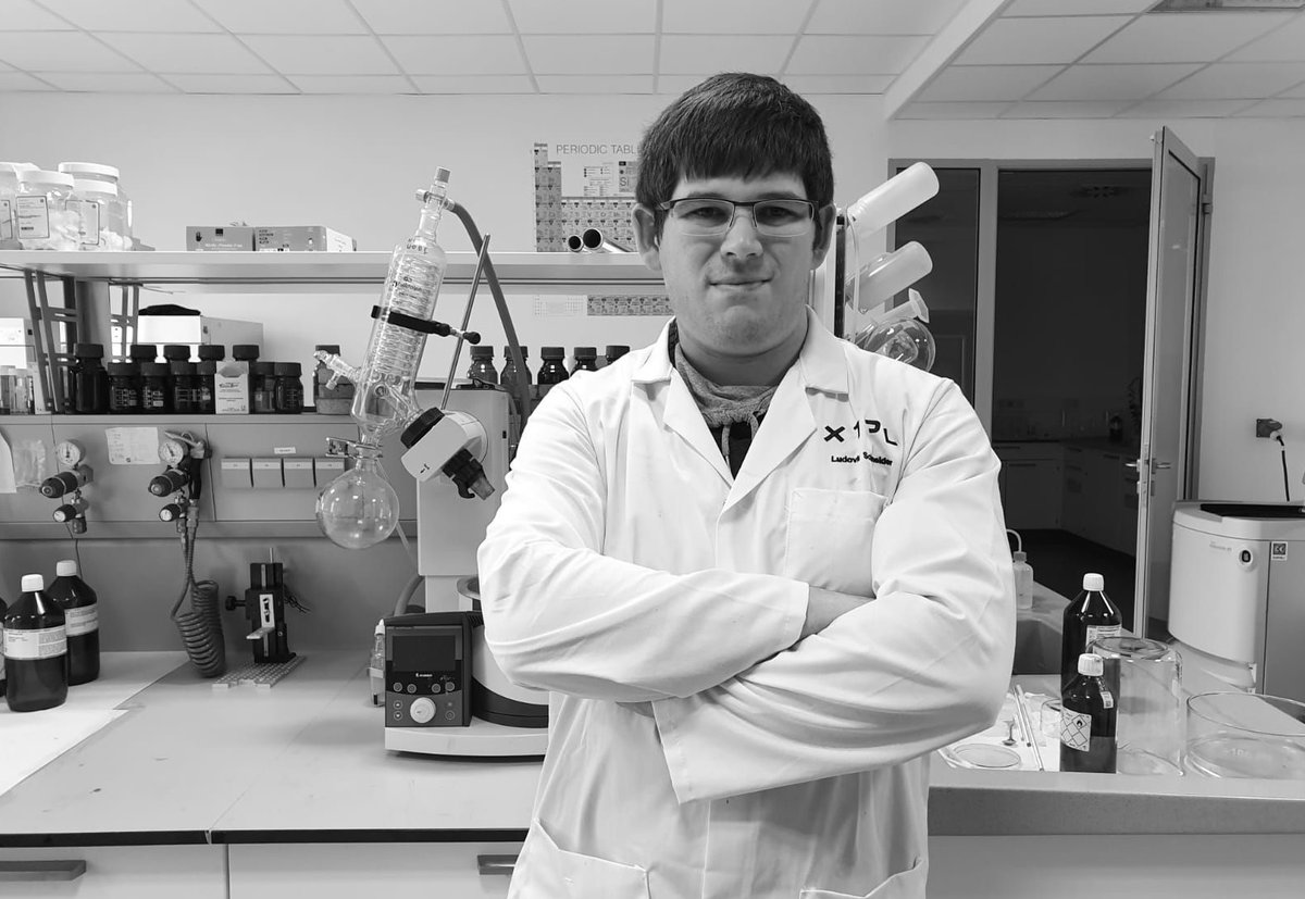 XTPL_nanoprint's tweet photo. Let us introduce you our #Nanomaterials #Synthesis Specialist – Dr. Ludovic Schneider! 😎 
Ludovic is responsible for developing and producing new inks as well as taking care of quality control in @XTPL_nanoprint chemical laboratory. 
🔝 Another team member we are proud of! https://t.co/JBwjBEndPA