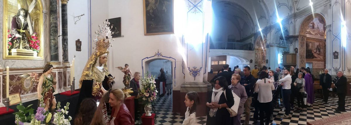 📸 | Os dejamos algunas de las imágenes que nos dejó el besamanos a la Stma. Virgen, celebrado en día de ayer.