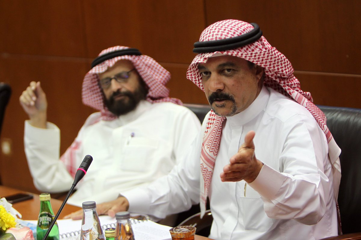 zaidalkhomashi's tweet photo. الحمد لله الذي بنعمته تتم الصالحات، مُنحت الأحد ٦ / ٧ / ١٤٤١هـ درجة الدكتوراه في تخصص "إدارة التعليم العالي" من قسم #الإدارة_التربوية بجامعة الملك سعود، عن بحث بعنوان: تطوير أداء منسوبي إدارات الإعلام والاتصال بالجامعات السعودية في ضوء مدخل #القيادة_الإبداعية: استراتيجية مقترحة. https://t.co/HjTyQgibTF