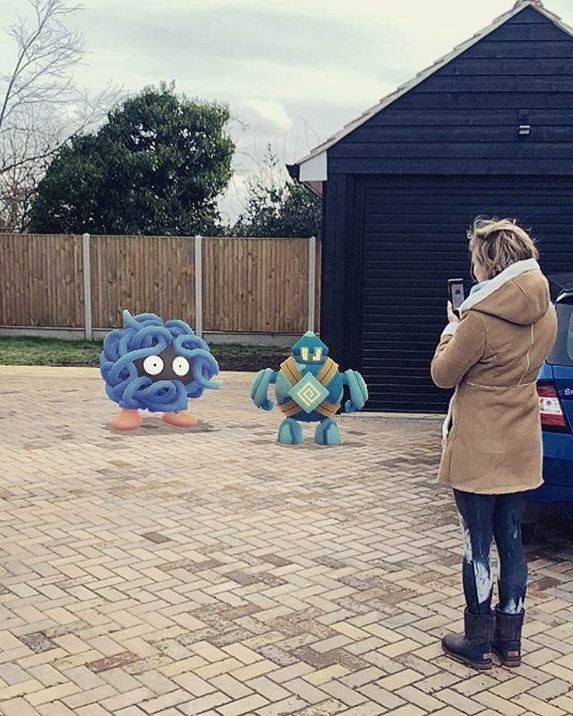 bradmcmoon's tweet photo. Classic married life, taking photos of your #Pokemon on the drive.

#pokemongo #tangela #golett #sunday #married #wife #delboycoat #garage #middleclasswankers https://t.co/38lr1kr74J https://t.co/nku7bh1pW9