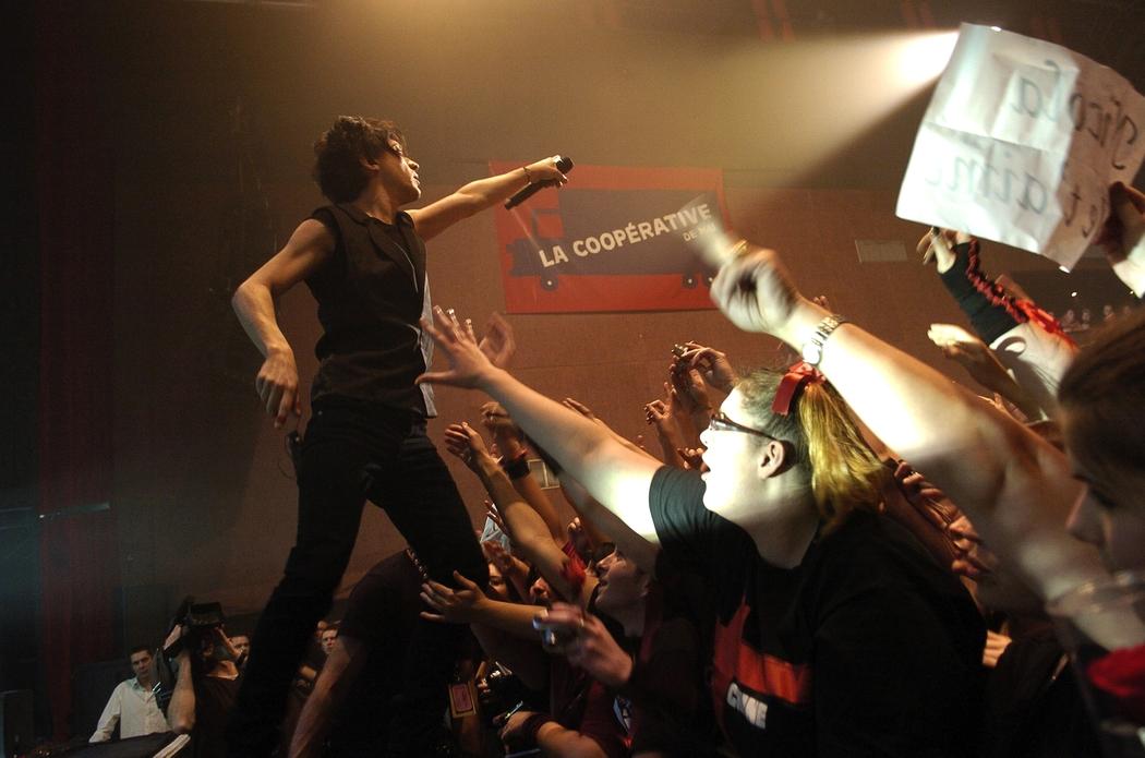 lamontagne_fr's tweet photo. Clermont-Ferrand : @indochinetwitt en concert exceptionnel le 7 mars à la @lacoope pour une #DateUnique
https://t.co/UTZCGGlTXk https://t.co/FLdiM6CINO