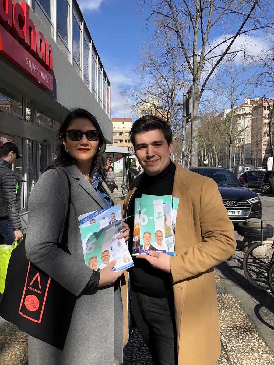 Samuel_Soulier's tweet photo. Encore un week-end au contact des Lyonnais pour défendre, avec @p_blache notre projet pour le 6e arrondissement!
Également présent samedi dans le 3e avec @bdemontille et @blanc_etienne ! #ObjectifLyon #BleuBlancLyon #Blanc2020 #Municipales2020 #Lyon https://t.co/JGZShrci9x