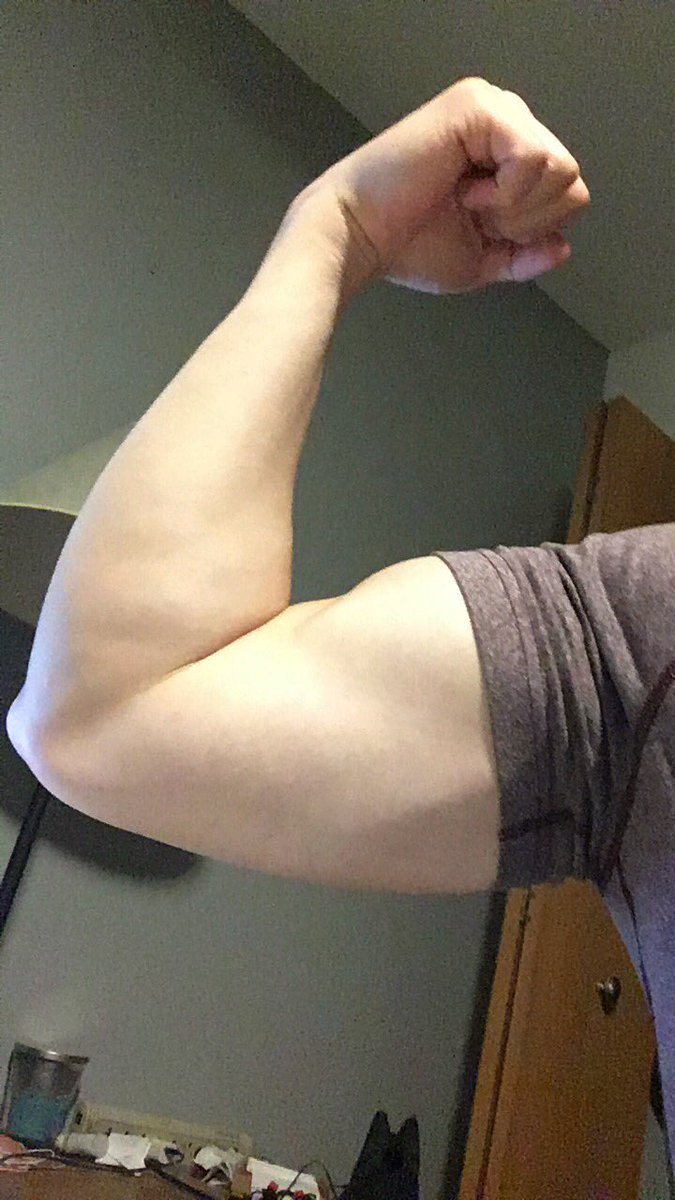 superiro_asian's tweet photo. Feel the power and crawl over you stupid shit. I get half of your pay check! #superiorasian #findom #cashmaster #walletrape #cashrape #alphaman https://t.co/PvWRhzbP3z