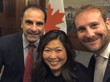 mgdifranco's tweet photo. So very proud to be part of the dynamic @TCS_SDC team led by Canada's Minister of Small Business, Export Promotion and International Trade, the Hon Mary Ng @CanadaTrade advancing Canada's commercial objectives in Africa at #PDAC2020 with JBURG TC &amp; expert in mining @ChrisBezou https://t.co/Mqd6c2GnJJ