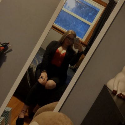 RachHubbs11's tweet photo. #NewProfilePic https://t.co/6DcXuwClA8
