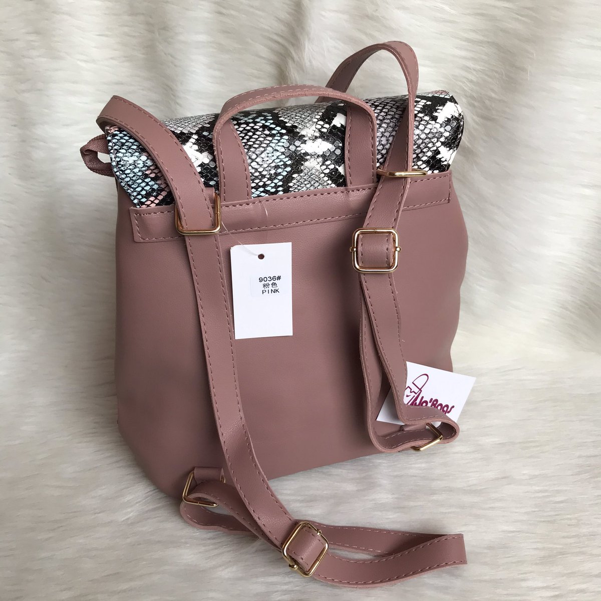 JoBags_256's tweet photo. Leather x Crocprint
Backpack/crossbag is available at 60,000 shs only. Call/ WhatsApp 0781508395 to place your order.
#pink #crocprint https://t.co/Y0QcZ3aaMr