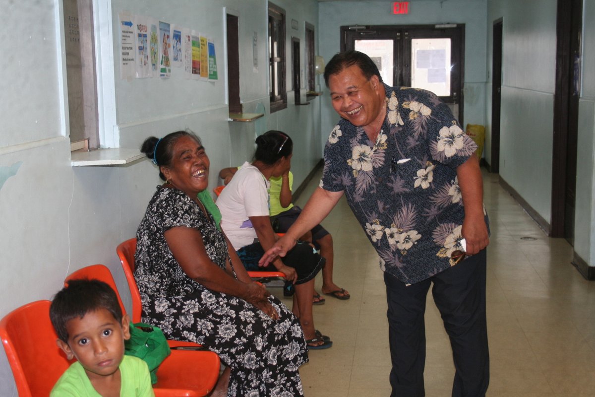 PNIGov's tweet photo. On 28 February 2020, Governor Reed B. Oliver paid a surprise visit to Pohnpei State Hospital.  He met with the Acting Director Marcelle Gallen, staff and patients as he visited the outpatient area, inpatient wards and emergency waiting room #Enginkehlap https://t.co/MEBxDGOuMP