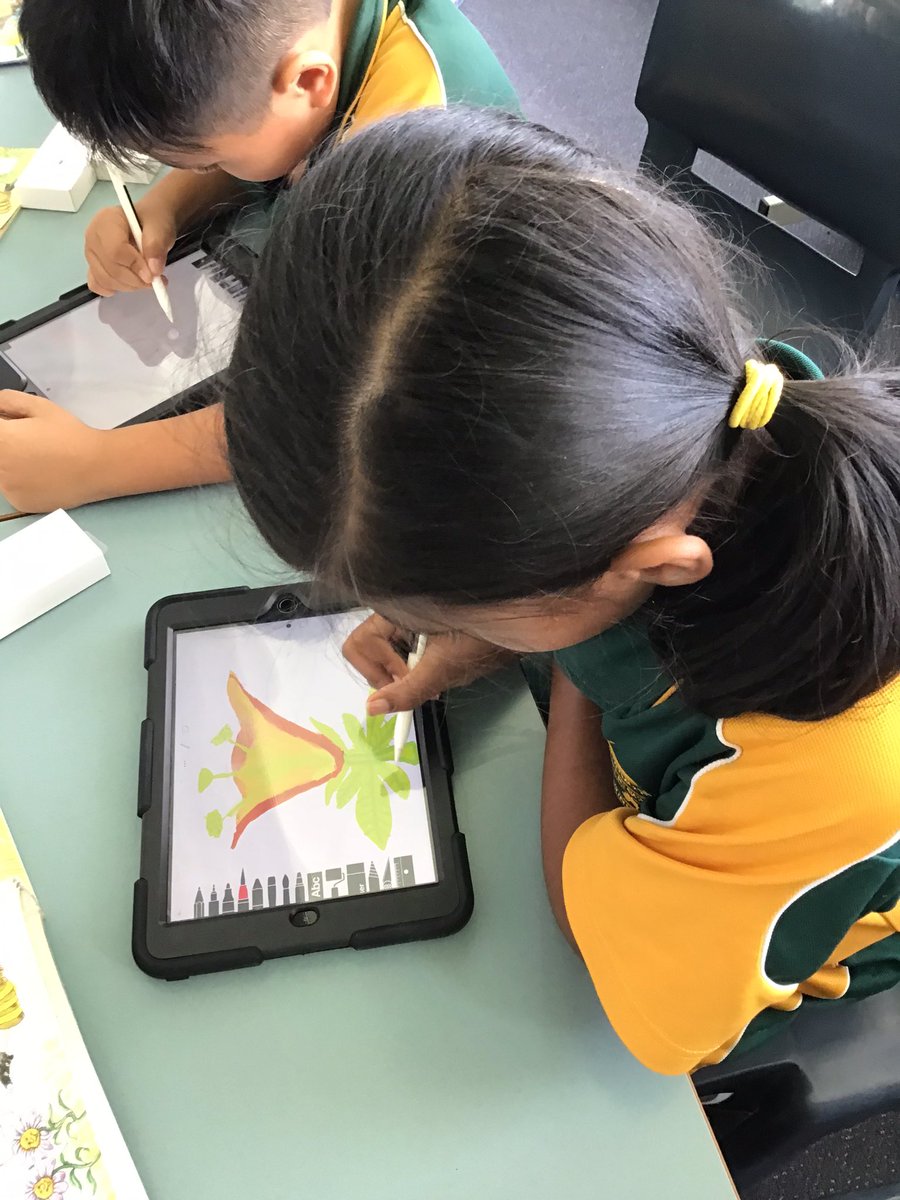 Kelly Howick tweet media