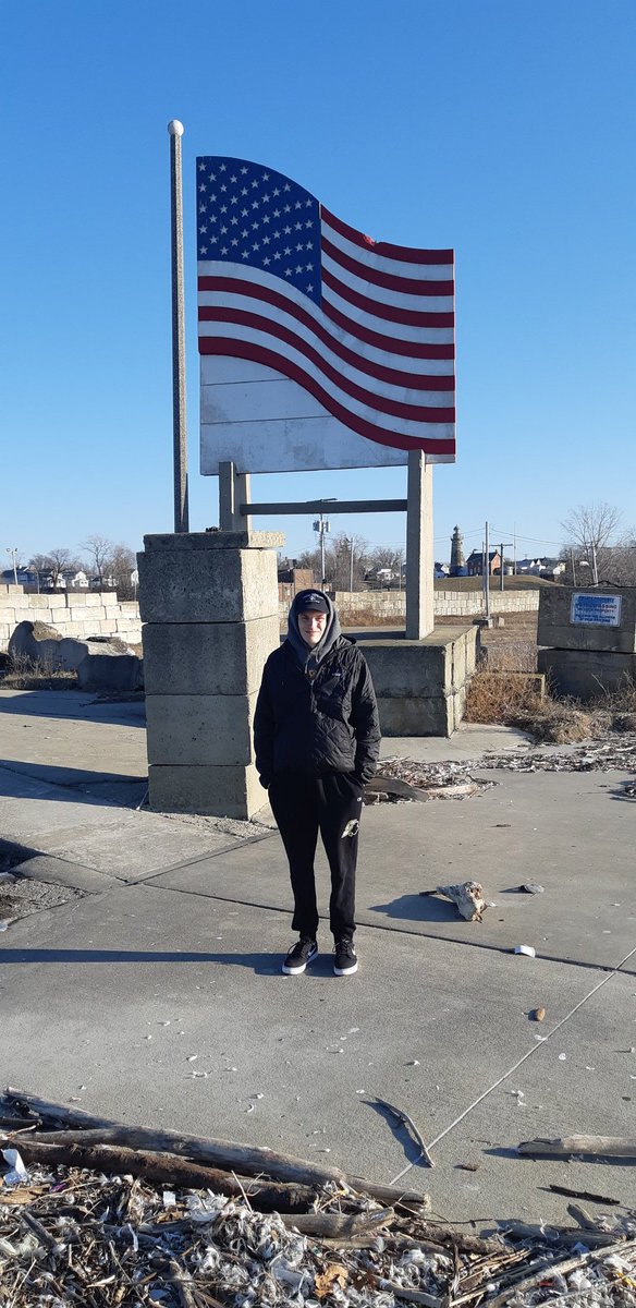 yyclaxdad's tweet photo. Back home after a great road trip with @nickdrennan43.
10 days in 8 planes, 5 hotels, and 3 rental cars covering 9600kms (6000 miles) to visit 4 colleges in 3 states.
Met some awesome coaches a saw some impressive schools
#thefutureisyoursson #fathersontrip https://t.co/SkTha4gSvH