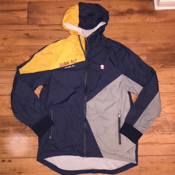 TheScottStopan1's tweet photo. So good I had to share! Check out all the items I'm loving on @Poshmarkapp #poshmark #fashion #style #shopmycloset #dianevonfurstenberg #bornfly #gap: https://t.co/gsIYOsNWvy https://t.co/jtSHYnrjRx