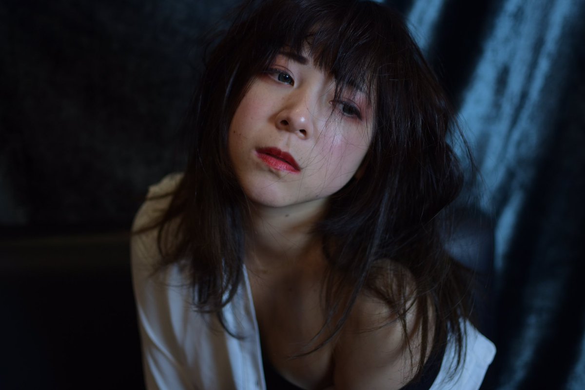 可哀想な女