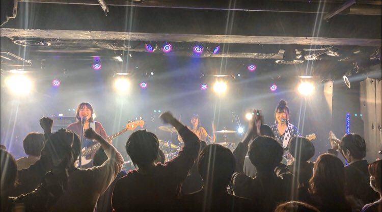 yu_729_'s tweet photo. みんなとの出会いは偶然であり必然です縁ですね
キラキラの舞台にしてくれてありがとう

朗報なんですけど、
今日声出るようになりました🗣 https://t.co/53lrIVkdEZ