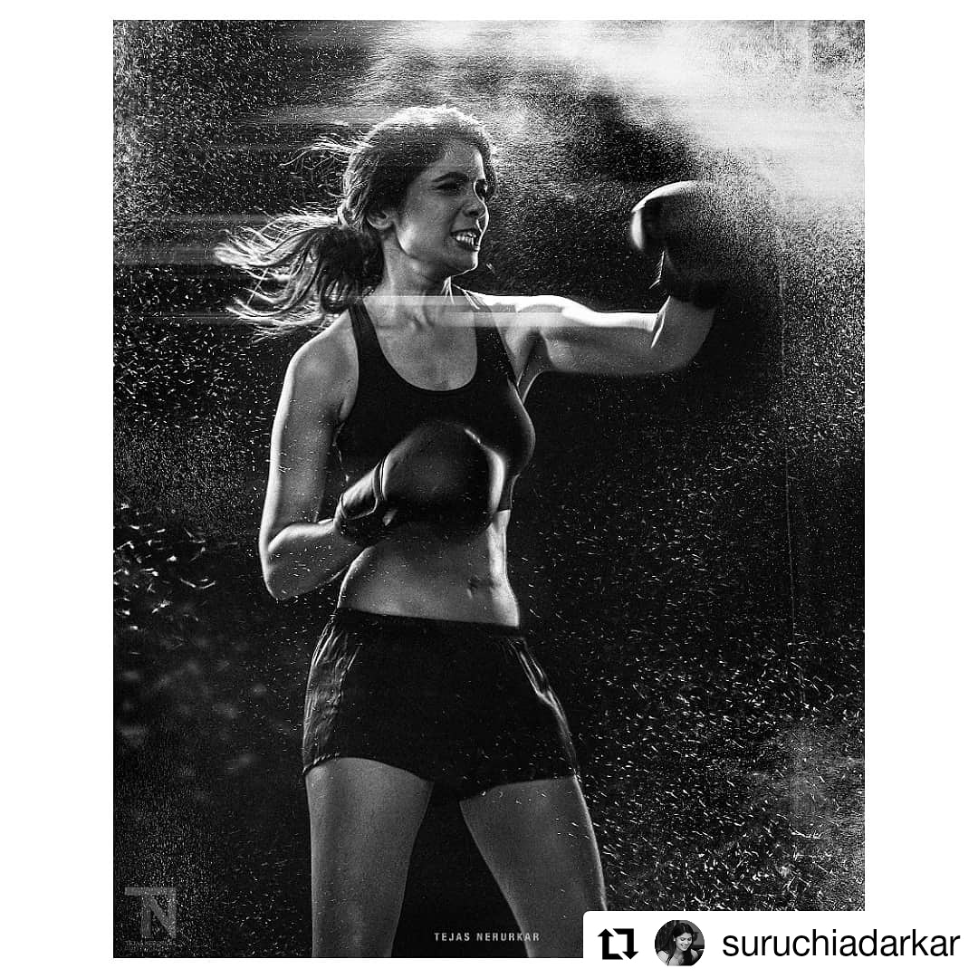 Suruchians's tweet photo. #Repost @suruchiadarkar
• • • • • •
Find the positive in the setback for the ultimate comeback!!💥
#MondayMotivation
#happyvibes
#boxingwomenfitness #boxingsport #fitness #instadaily #instagram 
#photography @tejasnerurkarr 
#Makeup #jayesh
#Suruchians https://t.co/6TKje2udIq